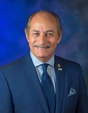 Portrait Shot of Dr. Guillermo Linares