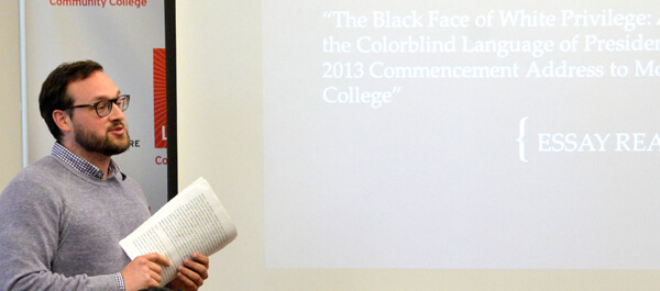 LA: Journalism Option: Faculty giving a lecture on essay writing