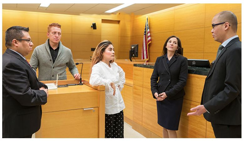 Court_Interpreting.jpg?Targettypeid=Tablets