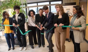 LaGuardia Community College, Congresswoman Nydia Velázquez and NY Sun Works Celebrate Opening of Hydroponic Research Lab