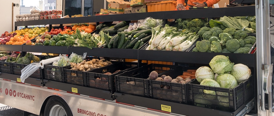 Truck provided free fruits and vegetables for the LaGuardia Community