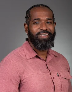 Travis Alvarez Faculty Profile