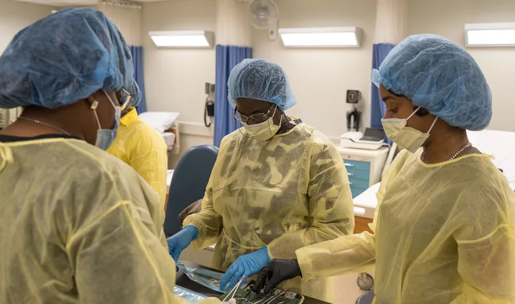 LaGuardia Community College Invites Internationally Trained Nurses to Apply for Program to Enter U.S. Healthcare Sector