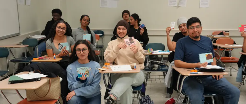 Experiential Learning Through Zine-Making