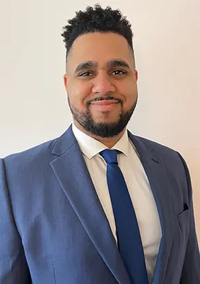 Isaac Guzman Headshot