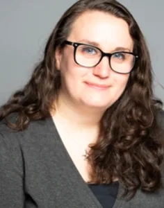 Kelly Aliano Headshot