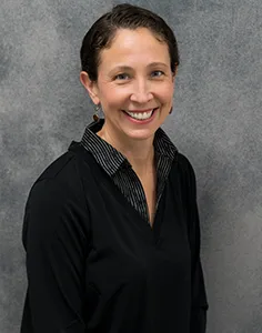 Robin Kietlinski Headshot